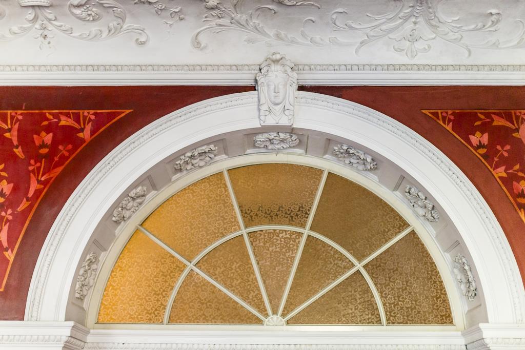 Hotel Grand Bellevue